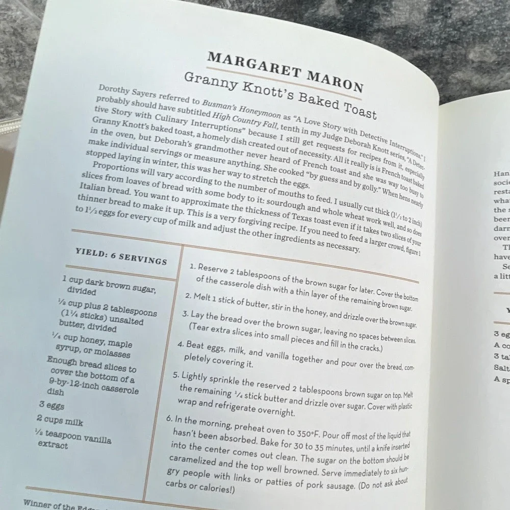 Quirk Books The Mystery Writers of America Cookbook Kate‎ White Hardcover